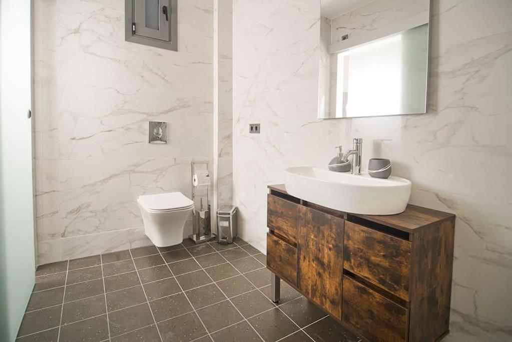Joy'S Modern-Chic Home Kalamata Esterno foto