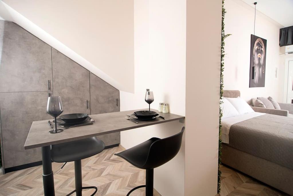 Joy'S Modern-Chic Home Kalamata Esterno foto